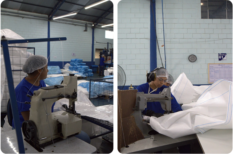 Equipe Politupan na produção de embalagens